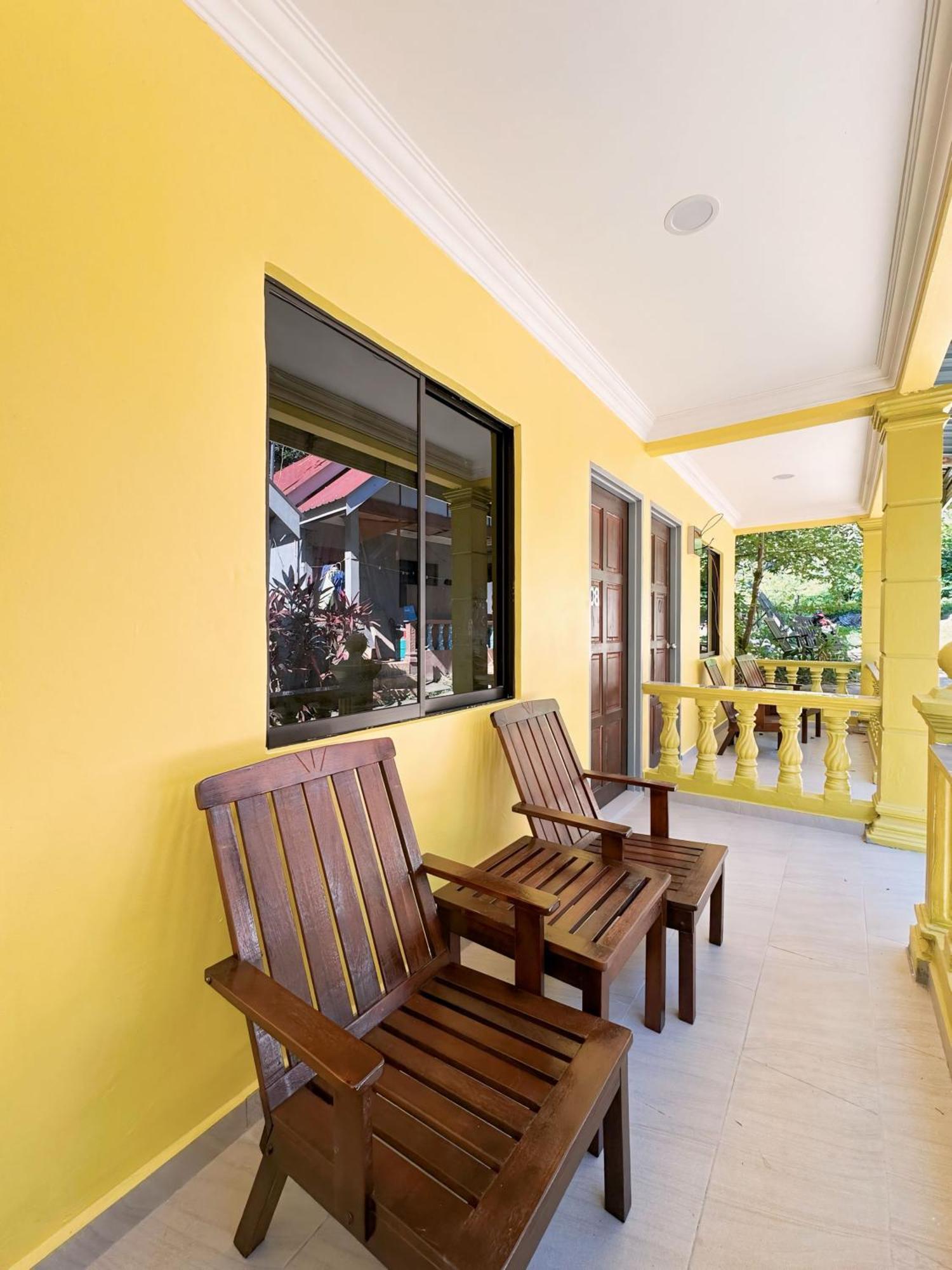 Fiqthya Chalet & Cafe Kampong Ayer Batang Eksteriør billede